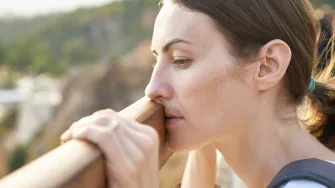 Ovi znakovi mogu značiti da si ušla u ranu ili preuranjenu menopauzu