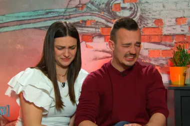 Nije za one osjetljivog želuca: Muškarci morali u ustima držati - žive crve!