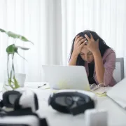 Radiš li u toksičnom radnom okruženju? Ovi znakovi to pokazuju