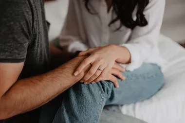 I tišina može biti seksi: Ovo su najbolje poze 'kad morate biti tiho'