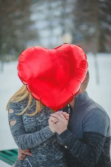 Kakvi su kada se zaljube? Ribe žive u oblacima, a Vodenjaci preziru tradiciju