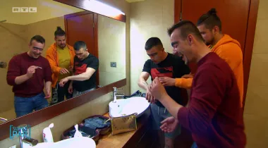 Finalisti pobijedili veterane, a dečki učili kako nije lako biti žena: 'Puno se žrtvuju za ljepotu'