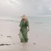 Ni ovo ljeto ne možemo bez prozračnih i lepršavih haljina za plažu