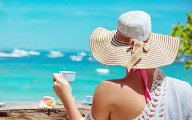 Ni ovo ljeto ne možemo bez prozračnih i lepršavih haljina za plažu
