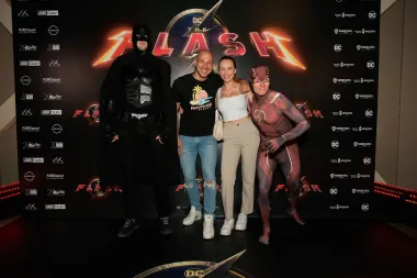 'The Flash' oduševio brojnu publiku na svečanoj premijeri DC-jevog spektakla godine