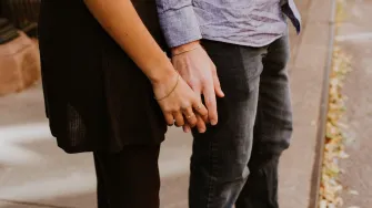8 znakova koji otkrivaju da si u vezi s muškarcem koji ne poštuje žene