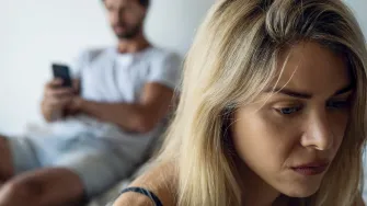 Ne, to nije ljubav: Pet očitih znakova da imaš posla s manipulatorom