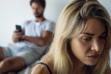 Ne, to nije ljubav: Pet očitih znakova da imaš posla s manipulatorom