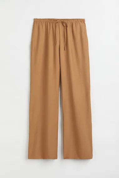 Počelo je ljetno sniženje u H&M-u: Pronašle smo sjajne komade do 20 eura