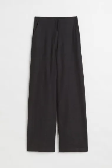 Počelo je ljetno sniženje u H&M-u: Pronašle smo sjajne komade do 20 eura