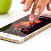 Što učiniti kada se mobitel sam pali i gasi?