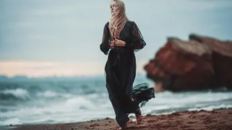 Maxi haljine hit su i ovog ljeta i savršene su za dnevne, ali i večernje kombinacije