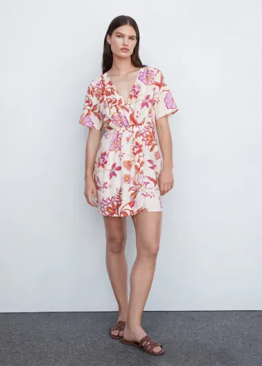Haljine na preklop odlično stoje svakoj figuri – donosimo top modele iz high street ponude