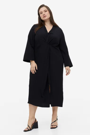 Top 15 ljetnih komada za žene s oblinama koji su sada na sniženju u H&M-u