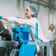 Prirodan izvor vitamina C koji dolazi u boci: Jamnica razvija inovativno funkcionalno piće u održivoj ambalaži