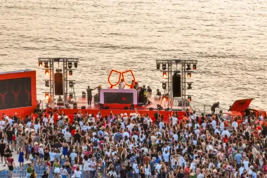 Fenomenalan event Sunset in a glass obilježio je nezaboravan nastup DJ-a Fedde le Granda
