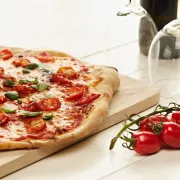 5 trikova kako da ti domaća pizza ispadne kao iz krušne peći