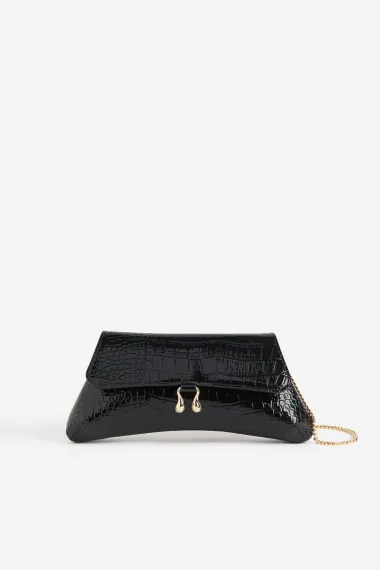 Sezonu pred nama obilježit će upečatljive clutch torbice