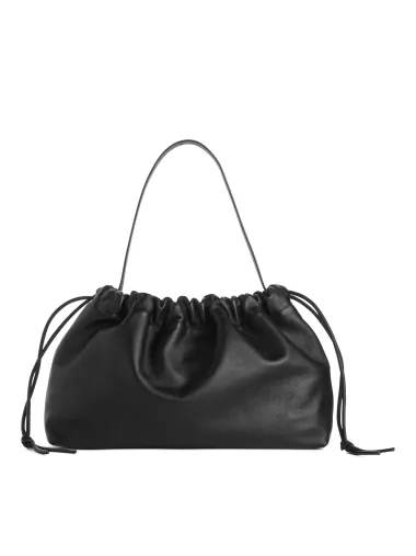 Sezonu pred nama obilježit će upečatljive clutch torbice
