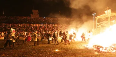 Pan vlak vas vozi na Renesansni festival - doživite čaroliju festivala i pivovare!