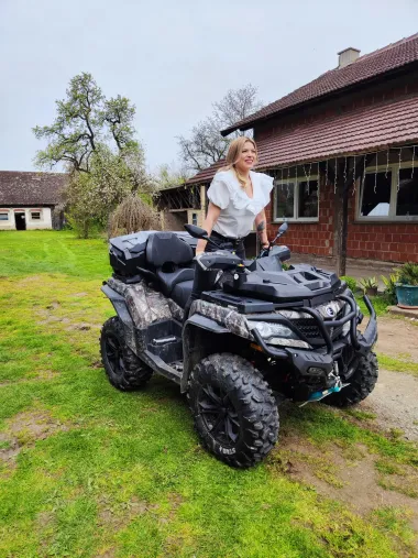 Anita Martinović otkrila tajne sa seta nove sezone 'Ljubav je na selu': 'Bahra mi je radila manikuru'