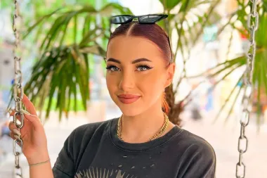 Nika Ilčić objavila iskrenu ispovijest o obiteljskom nasilju: 'Pazite s kim ulazite u vezu i slušajte mamu'