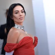 Georgina Rodriguez odu&scaron;evila u haljini koja podsjeća na onu iz hita 'Zgodna žena' , no mnogima je za oko zapelo ne&scaron;to drugo