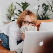 Lova, meni treba lova: Evo kojim bi se znakovima mogla osmjehnuti sreća na financijskom planu ove jeseni