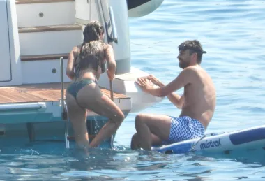 Gerard Pique s novom curom odmara u Hrvatskoj