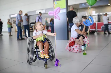 Najljepše vijesti dana: Malena hrabra Lava se vratila kući s liječenja u Americi