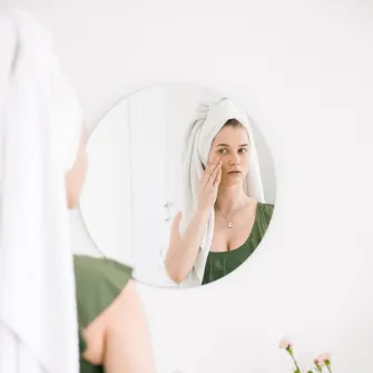 Propisuju li dermatolozi u Hrvatskoj lijek spironolakton za akne?