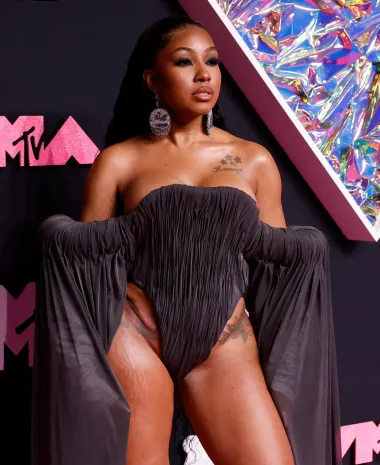 Ružičasti tepih MTV music awardsa je gorio! Ovo su najbolja i najgora izdanja