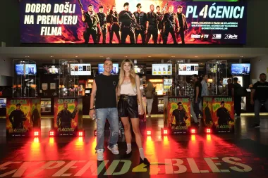 Na zagrebačku premijeru u organizaciji CineStar TV Channels stigla je ekipa kaskadera i dvojnika glavnih glumaca iz filma 'Plaćenici 4'