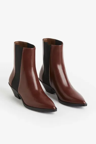 'This boots are made': Najljepše čizmice i gležnjače na petu iz jesenskih kolekcija