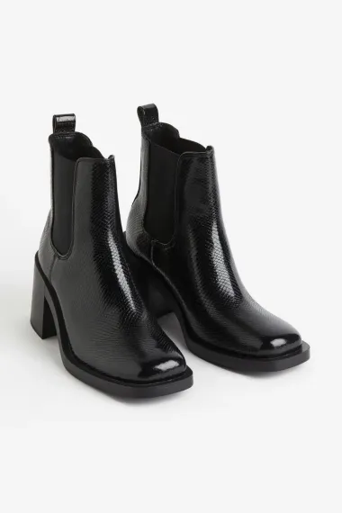 'This boots are made': Najljepše čizmice i gležnjače na petu iz jesenskih kolekcija