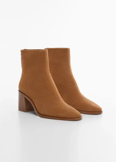 'This boots are made': Najljepše čizmice i gležnjače na petu iz jesenskih kolekcija