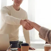 Stalno zaboravljaš imena? Uz ove trikove lakše ćeš ih pamtiti