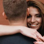 Jesi li dovoljno hrabra? Seksi poze za koje možda nisi ni čula, a jamče užitak