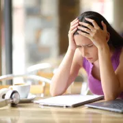 Ovo je jedna neugodna (i često zanemarena) nuspojava predmenopauze i menopauze
