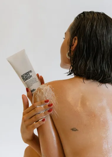 Veganski piling za vlastište, lice i tijelo koji će oduševiti svakoga- upoznajte Sensorial Cream Scrub