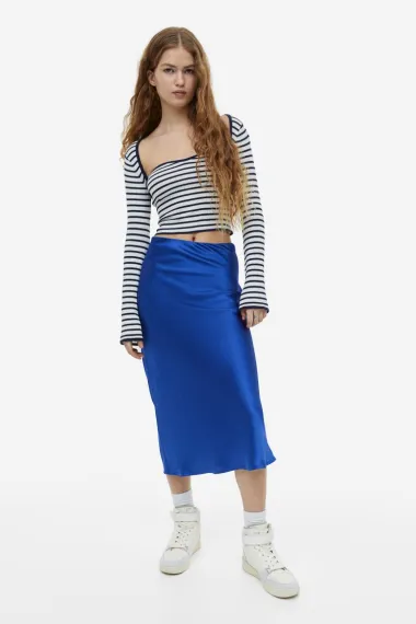 Elegantne slip suknje dominiraju jesenskim kolekcijama i savršene su za svaku prigodu