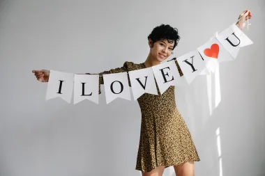 Dnevni horoskop: Blizanci umjesto riječi ljubav iskazujte djelima, a Rakovi maknite se od mračnih ljudi