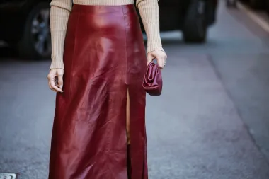 Kožne suknje i hlače: Trendi modeli za jesen koji će uljepšati svaku kombinaciju
