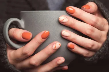 'Pumpkin Spice Nails' – nova je manikura koju žene najviše traže ove jeseni