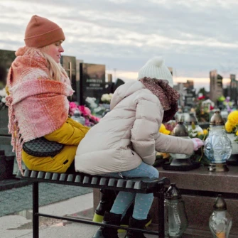 Kako s djetetom razgovarati o smrti i odlasku na groblje?