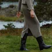 Mekane i ne stežu: Pletene suknje za ugodne i stylish jesenske kombinacije