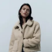 Ispod 50, 70 i 100 eura: 3 Zarine jakne koje će dominirati ove sezone i grijati