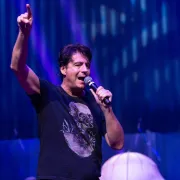 Boris Novković oduševio dvoranu Lisinski unplugged koncertom