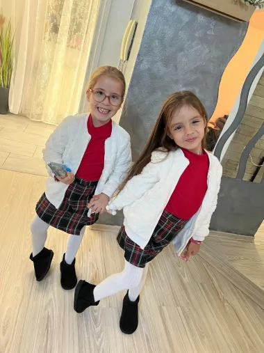 Blizanke Tena i Lena zajedno su imale 3,5 kg kad su se rodile -  danas su zdrave četverogodišnjakinje