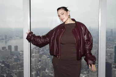Za žene s oblinama: Najljepše plus size haljine iz trenutne ponude